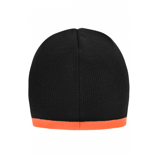 Beanie with Contrasting Border