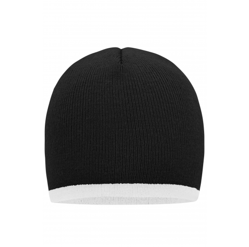 Beanie with Contrasting Border