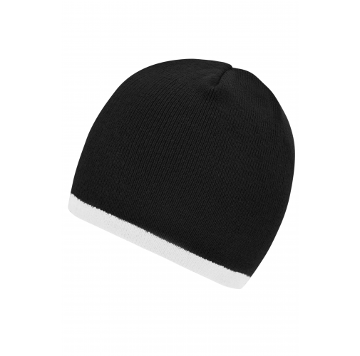 Beanie with Contrasting Border