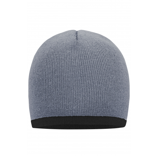 Beanie with Contrasting Border