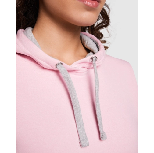 white URBAN WOMAN 1068