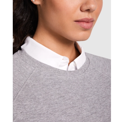 white ANNAPURNA WOMAN 1111