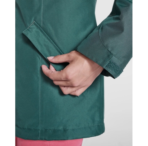 black AMERICA WOMAN 5073