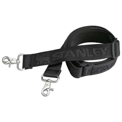 negro intenso Stanley The All-Day Julienne Mini bolsa nevera reciclada para 10 latas