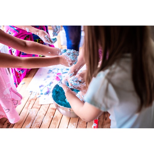 black Bath Bombs Kit V. Juguete educativo suministrado con una bolsa de regalo plegable de 190T