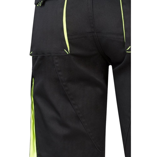 black VL HEMERA. Bermudas elásticas bicolor y multibolsillos (240 g/m²), en algodón (46%), EME (38%) y poliéster (16%)
