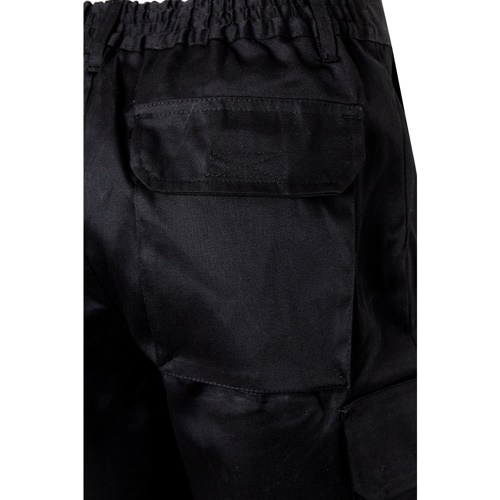 black VL CHIONE. Bermudas en sarga multibolsillos (200g/m²), en algodón (35%) y poliéster (65%)