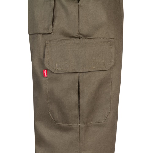 verde militar VL MABON. Pantalón multibolsillos de sarga (200g/m²), en algodón (35%) y poliéster (65%)