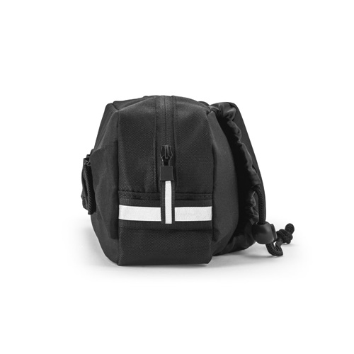 black DELFOS POUCH. Riñonera 300D poliéster reciclado y 600D poliéster reciclado con elementos reflectantes