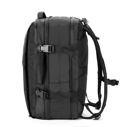 black DALLAS. Mochila de viaje de poliéster reciclado de alta densidad 600D para portátil de 17.3\