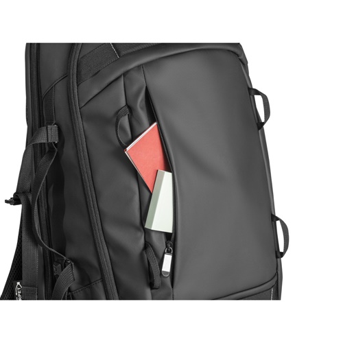 black KAMPALA. Mochila para portátil en poliéster reciclado de alta densidad 900D, con revestimiento resistente al agua y forro de poliéster reciclado 210D 17\'3\