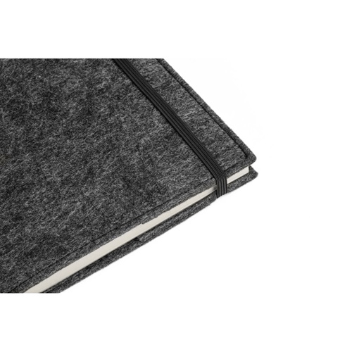 gris oscuro BALDWIN. Bloc de notas A5 con cubierta de fieltro reciclado (100% rPET) y páginas rayadas en papel 100% reciclado