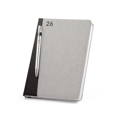 gray LARSSON A5. Agenda A5 en poliéster reciclado (100% rPET)