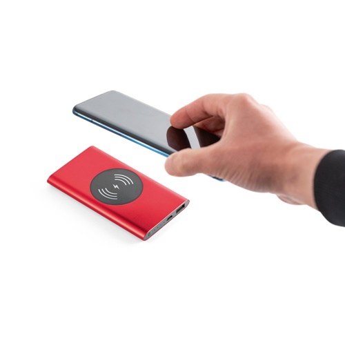 red CASSINI. Power bank 4\'000 mAh con cargador inalámbrico de 5W, fabricado en aluminio reciclado (100% rAL)