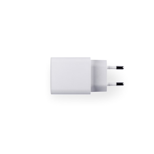 WEGENER. Adaptador de corriente con puerto USB-A de 18 W y USB-C de 20 W en ABS reciclado (100% rABS)