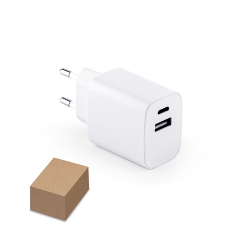 WEGENER. ADAPTADOR DE CORRIENTE CON PUERTO USB-A DE 18 W Y USB-C DE 20 W EN ABS RECICLADO (100% RABS)