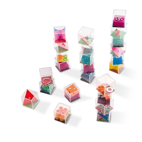 GAMY. Caja con 24 juegos