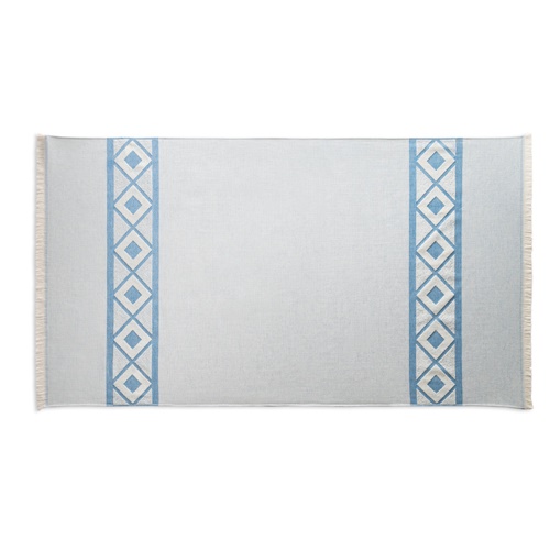 blue MALEK. Toalla de baño y multifuncional (350g/m²) fabricada en algodón ligero y resistente (85%) y algodón reciclado (15%)