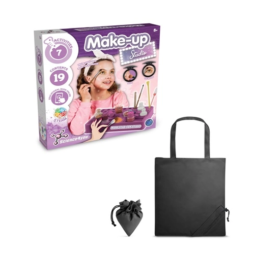 black Makeup Studio Kit II. Kit educativo suministrado con una bolsa de regalo plegable de 190T