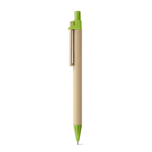 verde claro NAIROBI. Bolígrafo fabricado en papel kraft y clip de madera