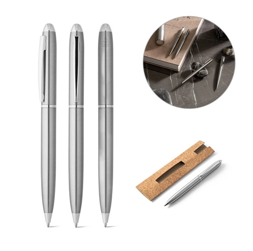 CHRIS. Bolígrafo con cuerpo de acero inoxidable (53% rSS) con clip