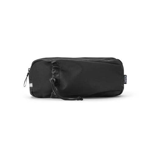 DELFOS POUCH. Riñonera 300D poliéster reciclado y 600D poliéster reciclado con elementos reflectantes