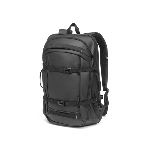 black KAMPALA. Mochila para portátil en poliéster reciclado de alta densidad 900D, con revestimiento resistente al agua y forro de poliéster reciclado 210D 17\'3\