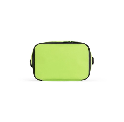 CANCUN. Bolsa térmica de poliéster reciclado 600D con correa de cincha ajustable 7 L