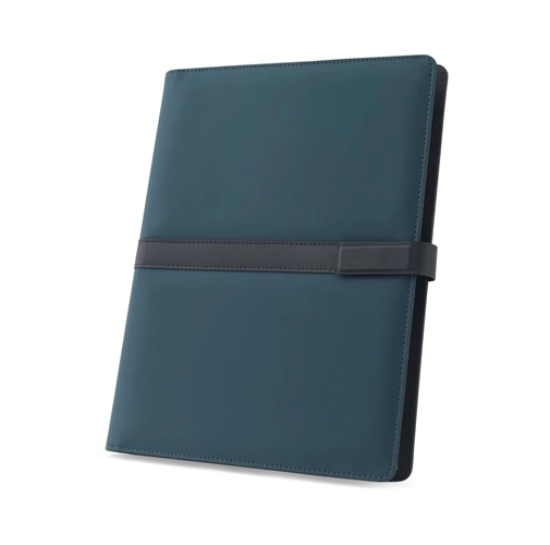 blue SANDERSON FOLDER. Carpeta A4 de PU (50% reciclada) con cierre magnético y bloc de notas con páginas rayadas