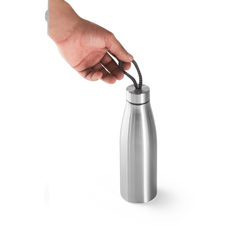 cromado satinado MORGAN. Botella en acero inoxidable 90% reciclado 710 mL