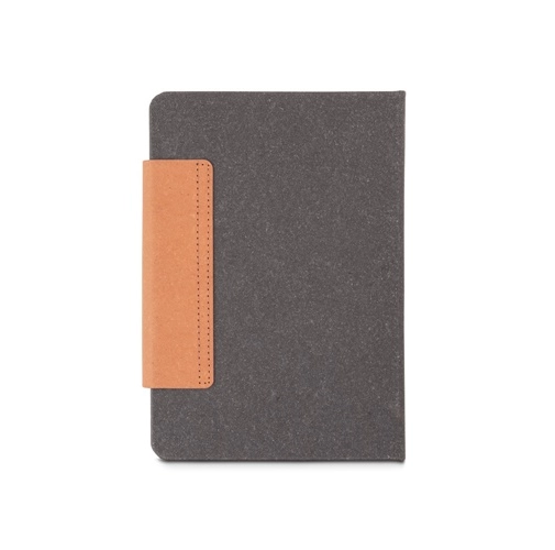 black TAGORE A5. Agenda A5 en piel (58% reciclada)