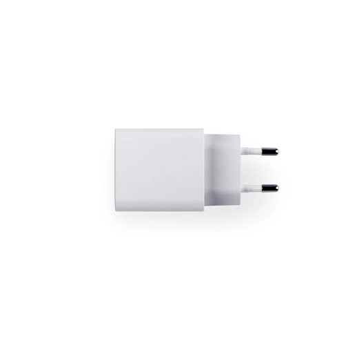 WEGENER. Adaptador de corriente con puerto USB-A de 18 W y USB-C de 20 W en ABS reciclado (100% rABS)