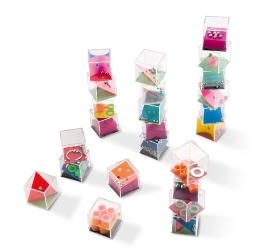 GAMY. Caja con 24 juegos