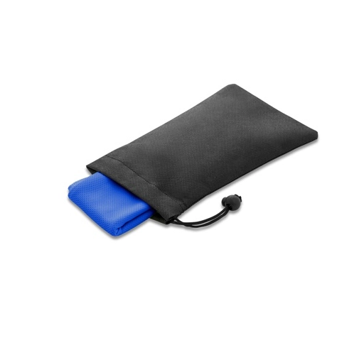 BERNAL. Toalla deportiva refrescante de poliéster reciclado (100% rPET)