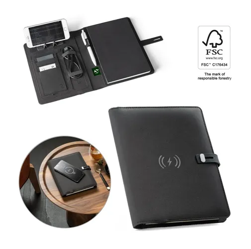 EMERGE A5 FOLDER. Carpeta tamaño A5 hecha en poliéster reciclado (100% rPET) 300D con cargador inalámbrico incorporado