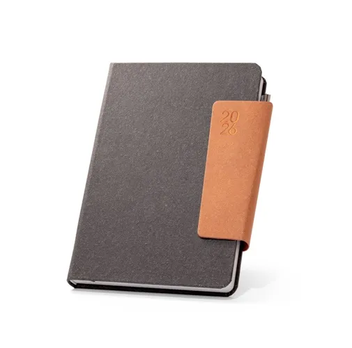 black TAGORE A5. Agenda A5 en piel (58% reciclada)