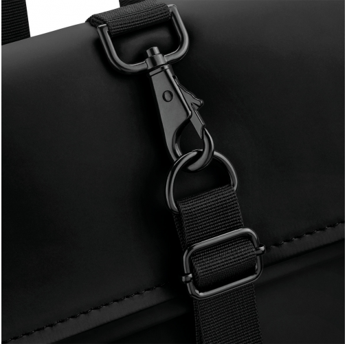 Mochila de poliuretano mate con solapa enrollable<br/>