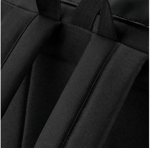 Mochila de poliuretano mate con solapa enrollable<br/>