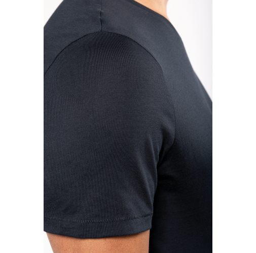 Camiseta Supima® cuello de pico manga corte hombre