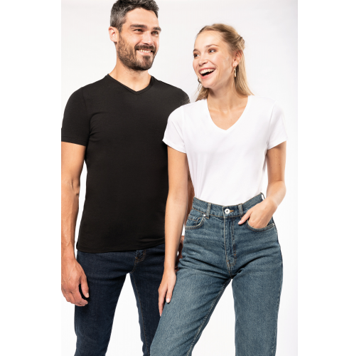 Camiseta con elastano cuello de pico mujer