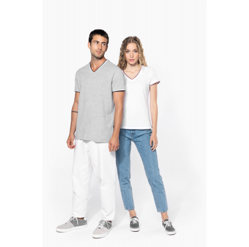 Camiseta de punto piqué con cuello de pico de hombre