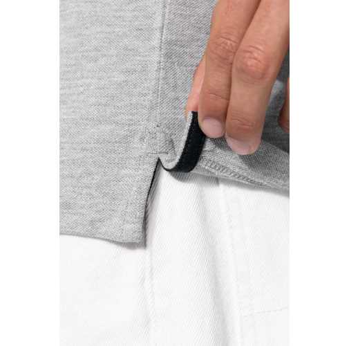 Camiseta de punto piqué con cuello de pico de hombre
