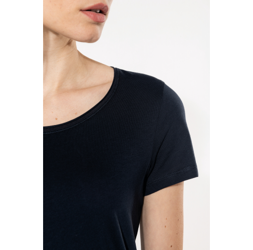 Camiseta orgánica con cuello sin costuras y manga corta mujer