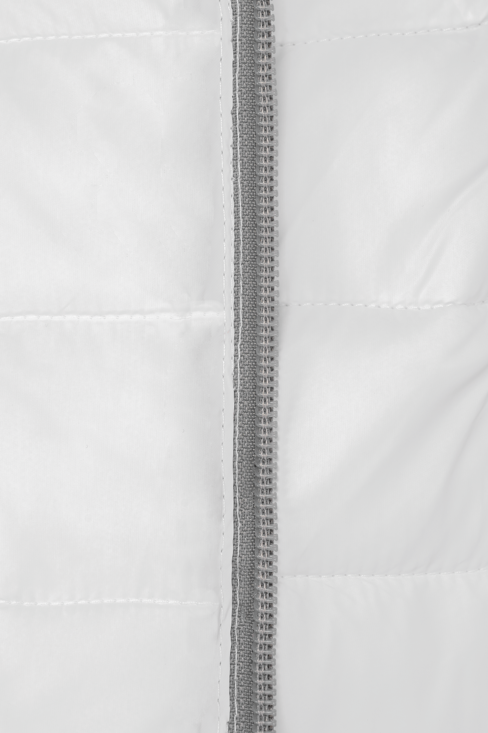 Chaqueta acolchada y ligera con capucha hombre