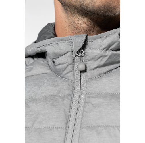 Chaqueta acolchada y ligera con capucha hombre