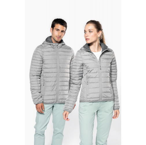 Chaqueta acolchada y ligera con capucha mujer