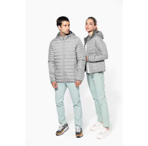 Chaqueta acolchada y ligera con capucha mujer