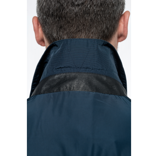 Gabardina ligera para hombre
