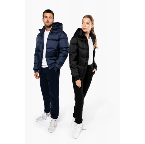 Chaqueta ripstop reciclada con capucha unisex