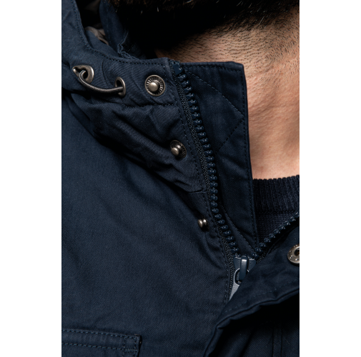 Parka con capucha